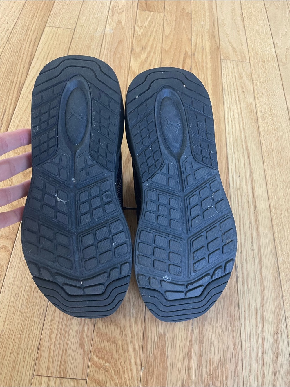 Puma women’s shoe - Picture 4 of 6